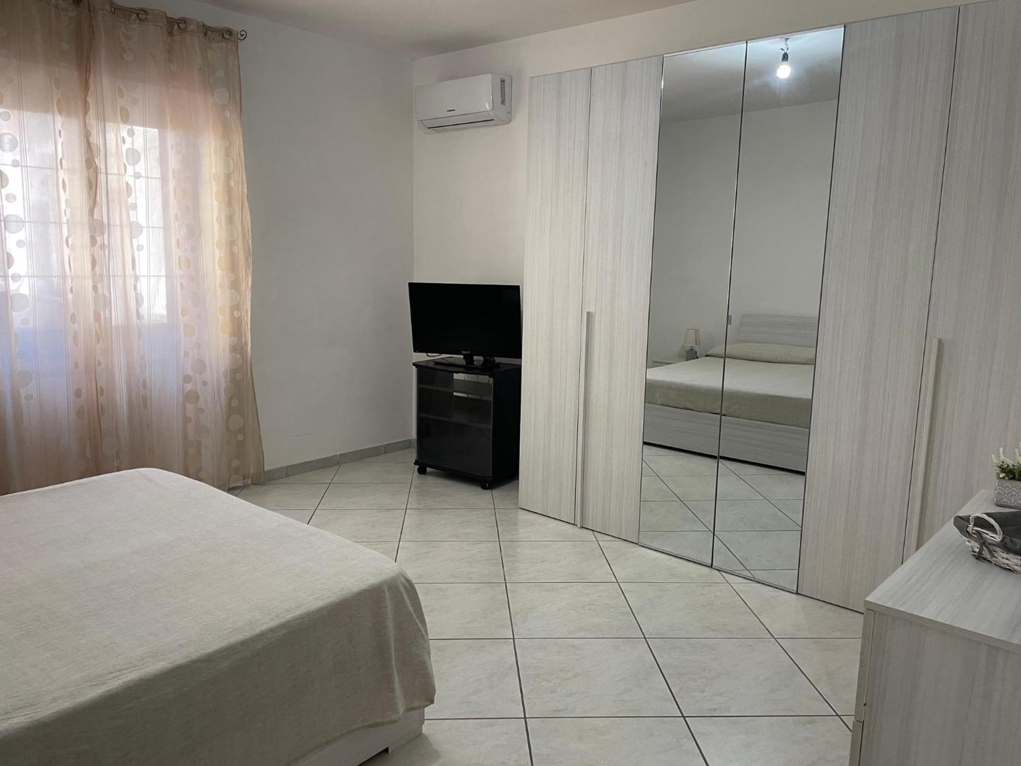 Flora House Hotel Brindisi Kültér fotó